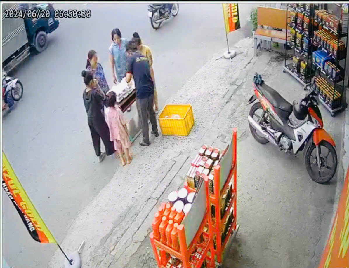 Từ Thiện Hàng Tháng Của Công Ty Benzol Việt Nam