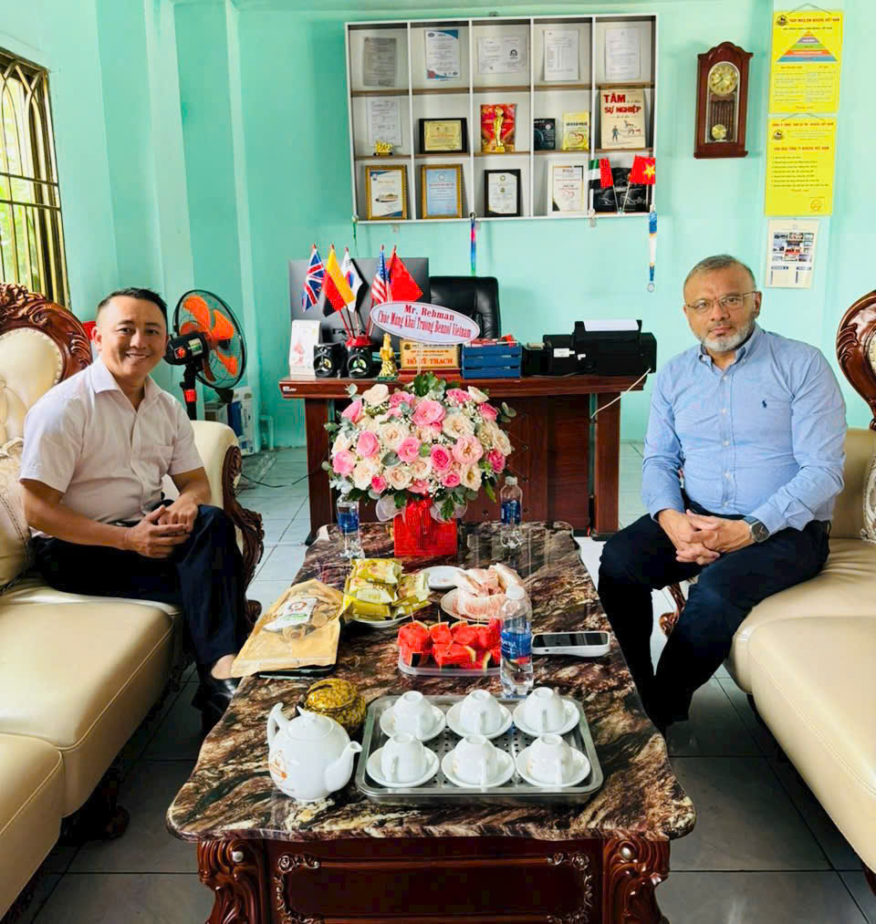 CÔNG TY BENZOL VIET NAM  Ủng hộ đồng bào miền Bắc lũ lụt ngày 10/9/2024