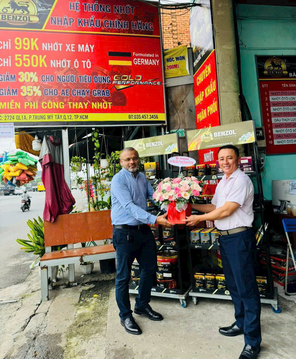 CÔNG TY BENZOL VIET NAM  Ủng hộ đồng bào miền Bắc lũ lụt ngày 10/9/2024