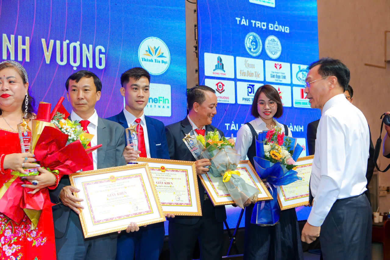 Hội Doanh Nghiệp Phía Nam Kỷ Niệm 20 Năm Thành Lập